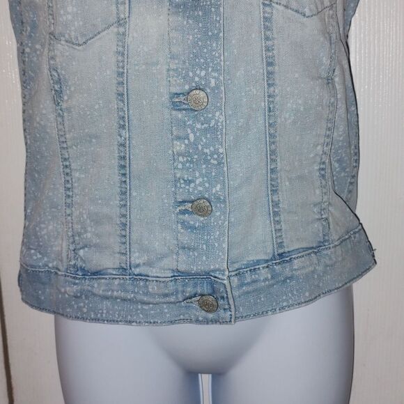 Rock & Republic Gunshow fray sleeve studded collar bleached denim vest Sz XS - Picture 2 of 6